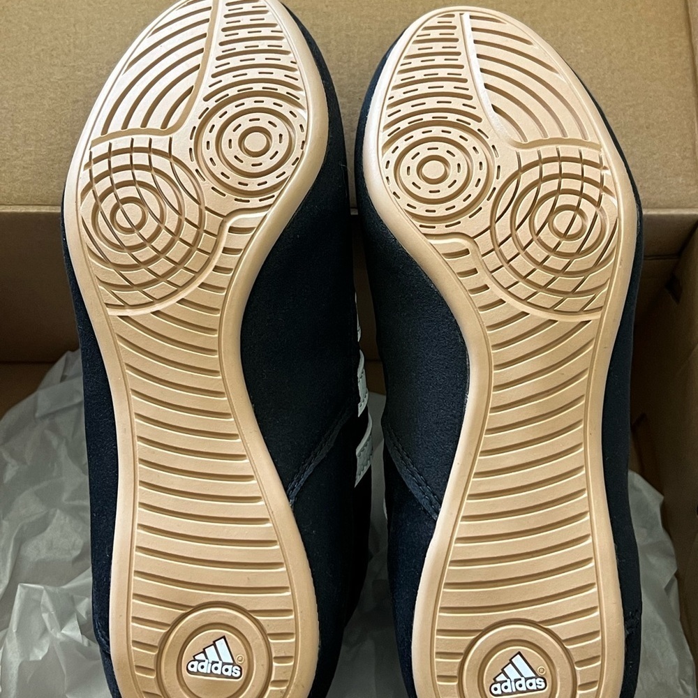 Adidas youth wrestling shoe - Picture 3 of 3